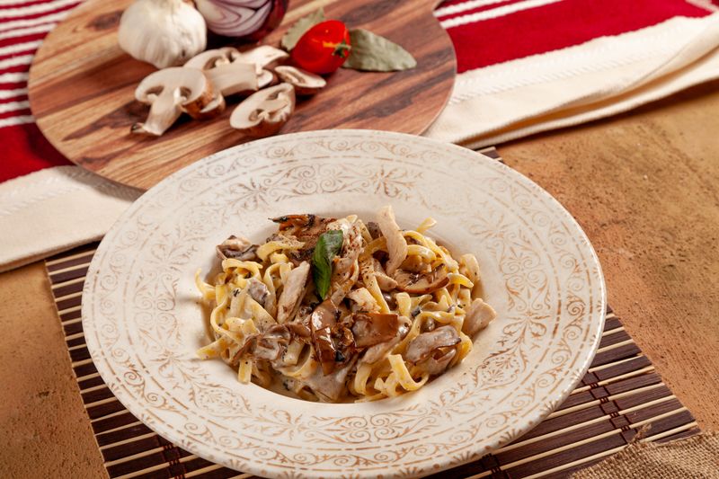 Creamy Italian pasta with mushrooms