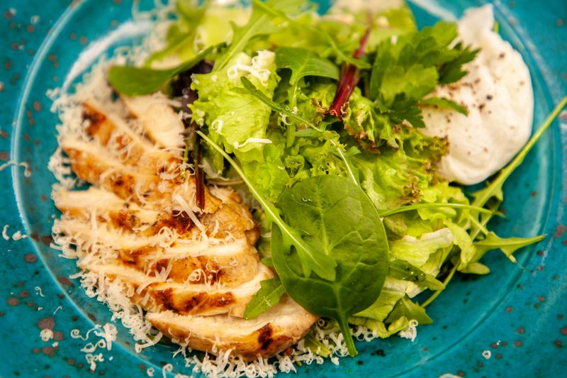 Chicken protein bowl with Italian seasoning